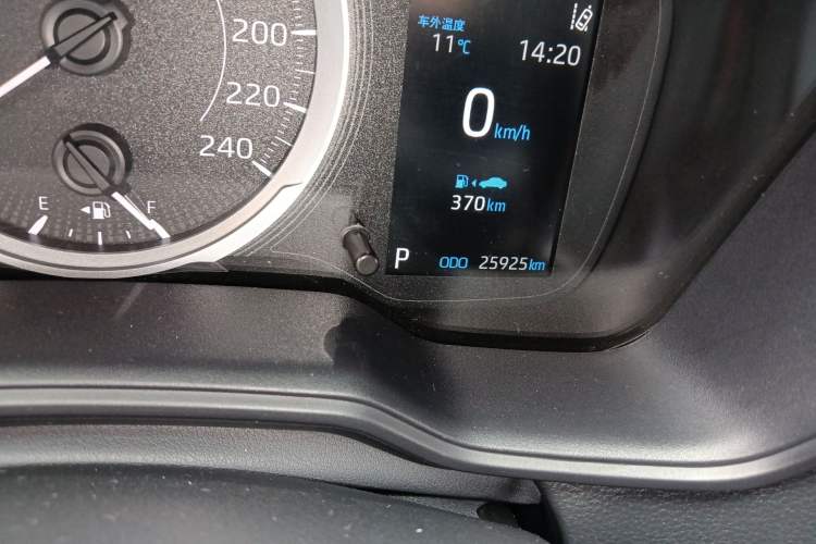 Used Toyota Levin 2021 185T CVT Luxury Edition Odometer Close Up