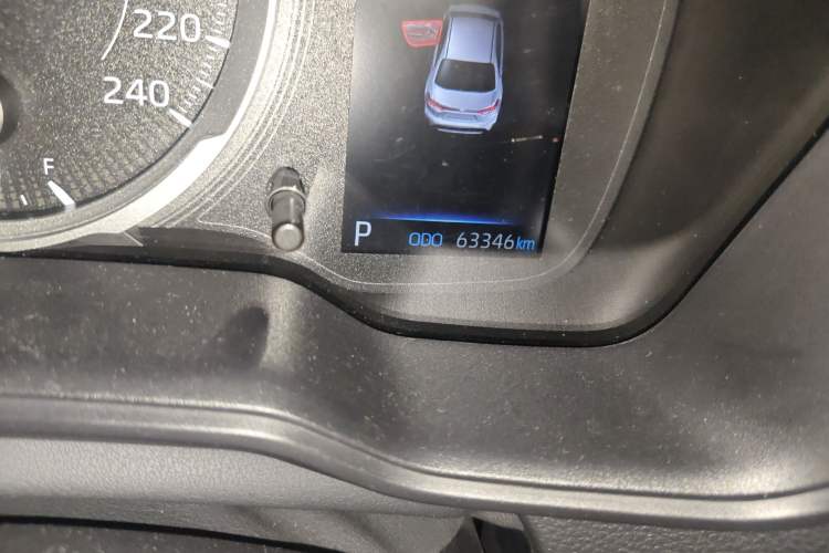 Used Toyota Levin 2021 185T CVT Sport Edition Odometer Close Up