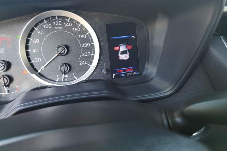 Used Toyota Levin 2021 185T CVT Luxury Edition Odometer Close Up