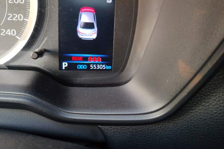 Used Toyota Levin 2021 185T CVT Sport Edition Odometer Close Up