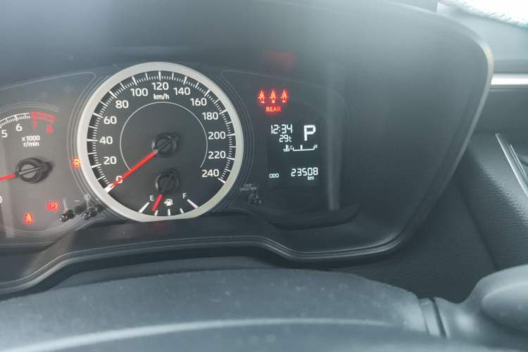 Used Toyota Levin 2021 TNGA 1.5L CVT Entry-Level Model Odometer Close Up