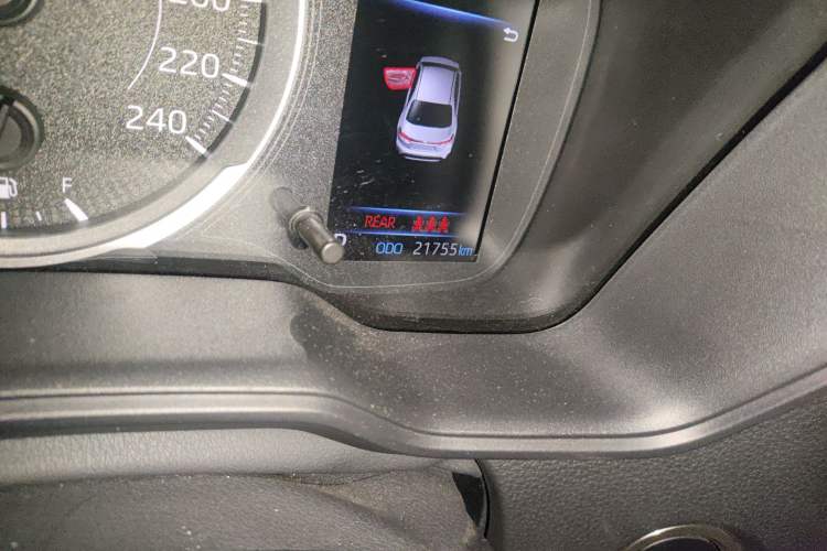 Used Toyota Levin 2021 185T CVT Sport Edition Odometer Close Up