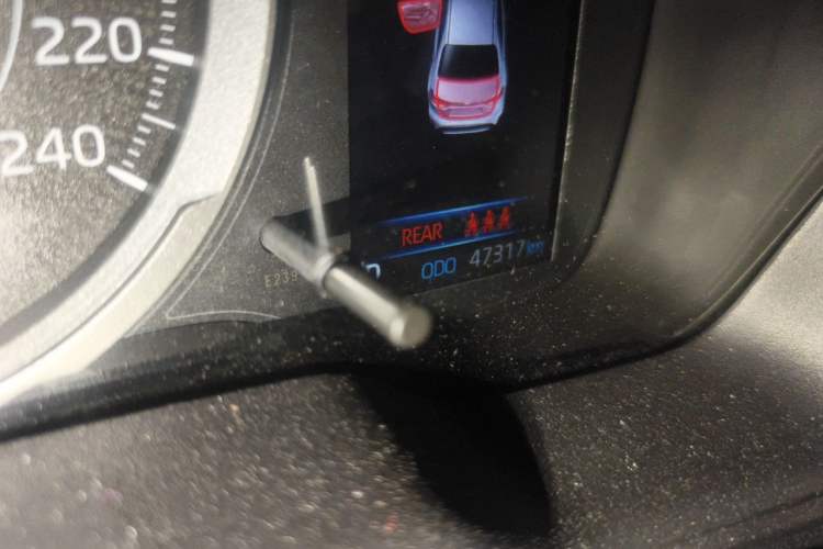 Used Toyota Levin 2021 185T CVT Sport Edition Odometer Close Up