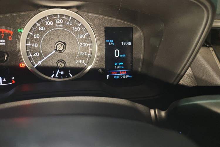 Used Toyota Levin 2021 185T CVT Luxury Edition Odometer Close Up