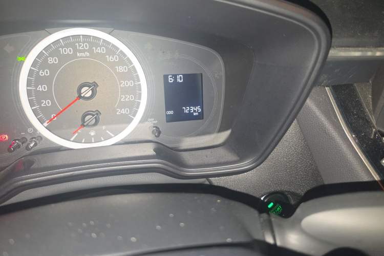 Used Toyota Levin 2021 185T CVT Entry-Level Version Odometer Close Up