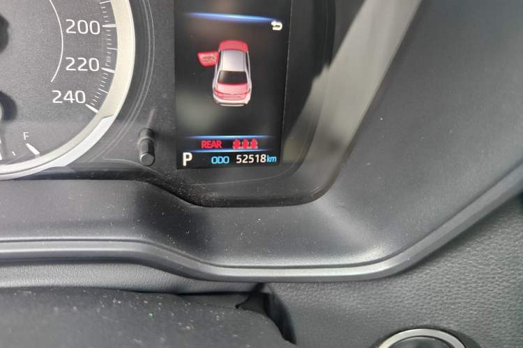 Used Toyota Levin 2021 185T CVT Sport Edition Odometer Close Up