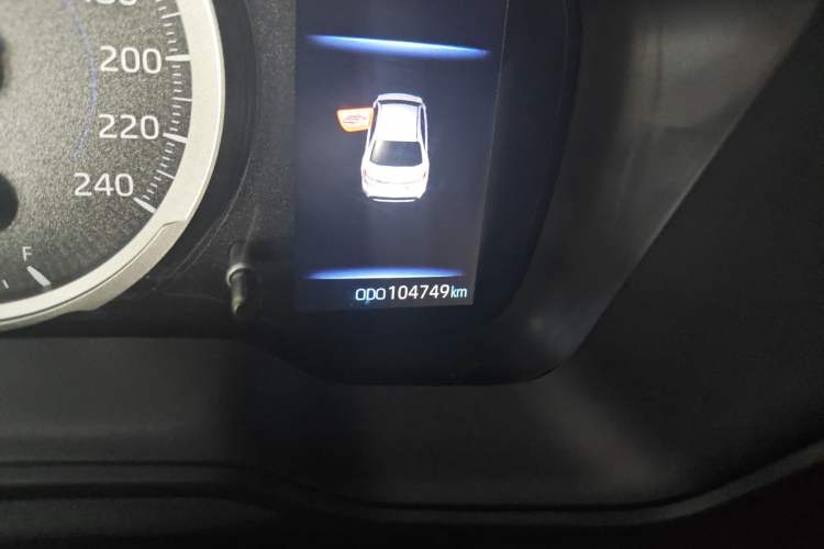 Used Toyota Levin 2021 Dual-Engine 1.8H E-CVT Luxury Edition Odometer Close Up