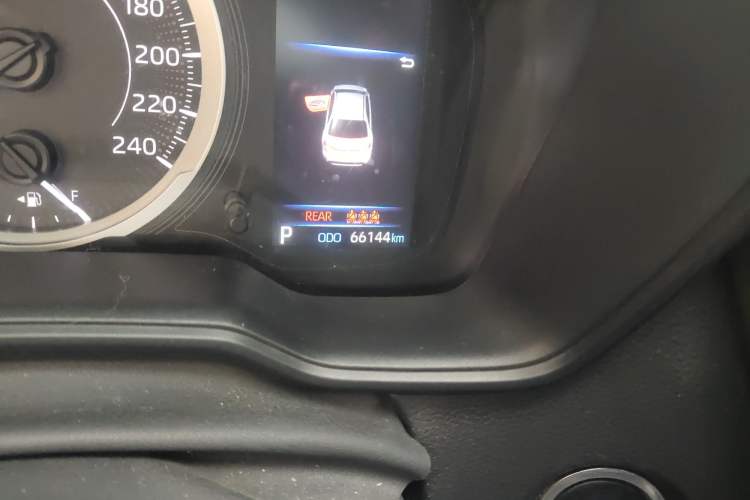 Used Toyota Levin 2021 185T CVT Luxury Edition Odometer Close Up