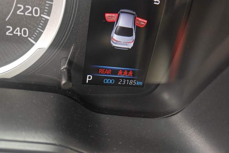 Used Toyota Levin 2021 185T CVT Luxury Edition Odometer Close Up