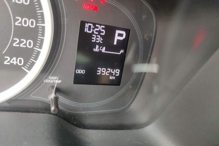 Used Toyota Levin 2021 TNGA 1.5L CVT Entry-Level Model Odometer Close Up