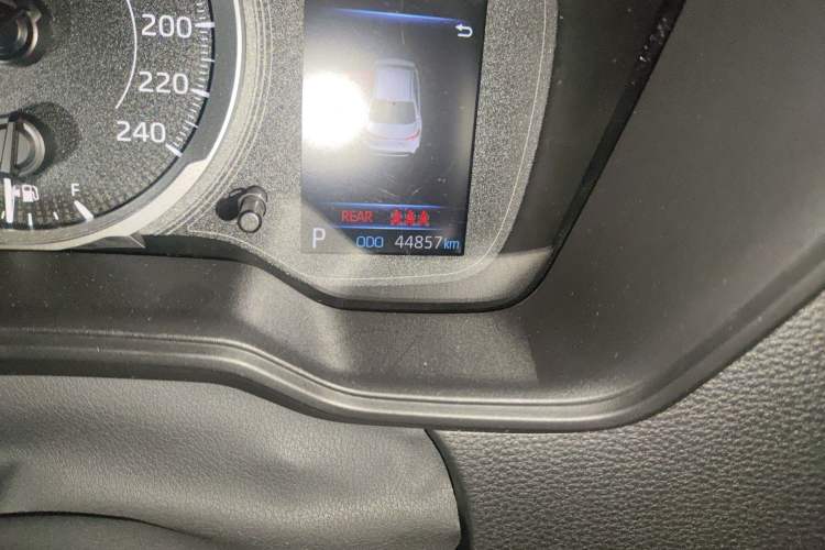Used Toyota Levin 2021 TNGA 1.5L CVT Leading Edition Odometer Close Up