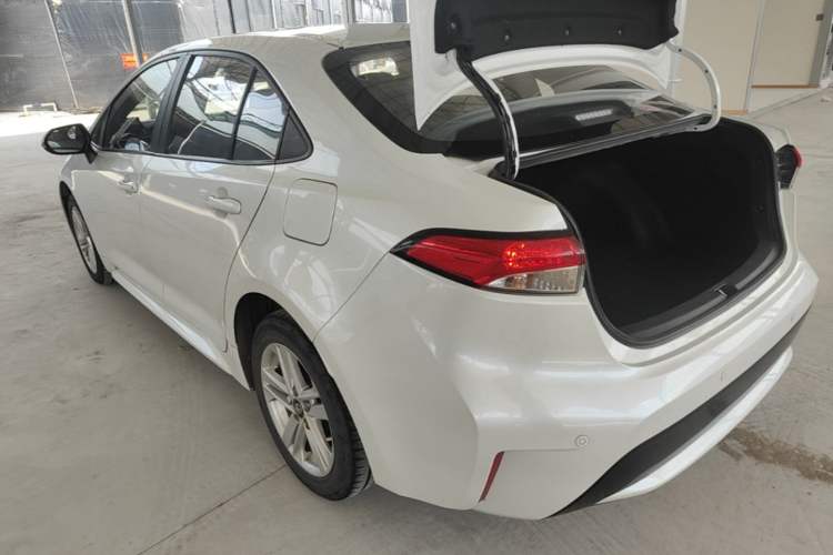 Used Toyota Levin 2021 185T CVT Luxury Edition Rear Left 45 Deg