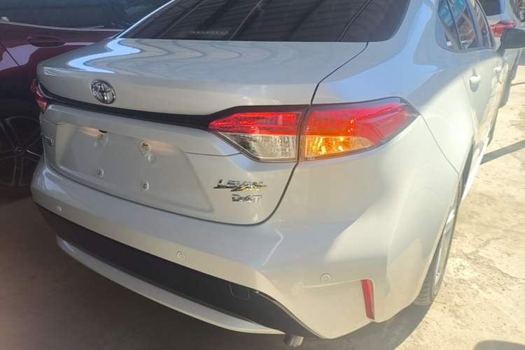 Used Toyota Levin 2021 185T CVT Luxury Edition Rear Right 45 Deg