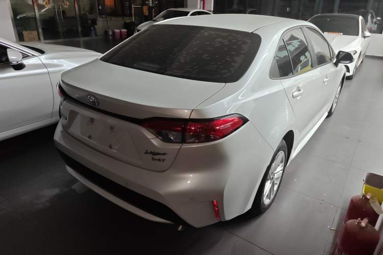 Used Toyota Levin 2021 185T CVT Luxury Edition Rear Right 45 Deg