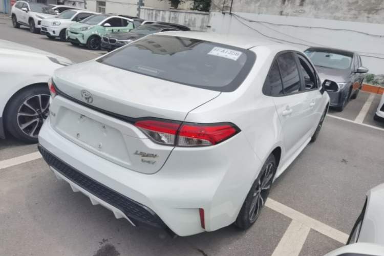 Used Toyota Levin 2021 185T CVT Sport Edition Rear Right 45 Deg