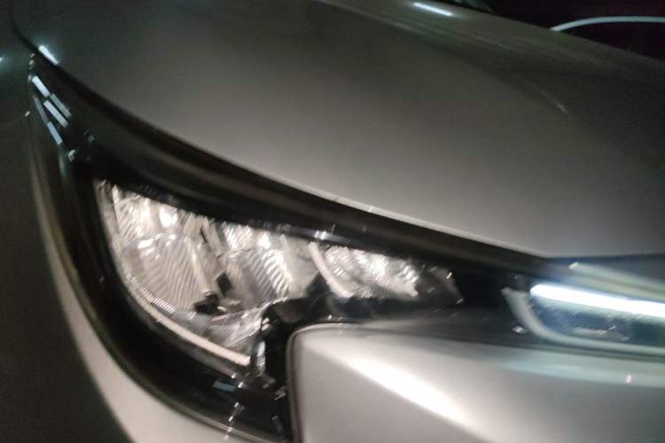 Used Toyota Levin 2021 185T CVT Luxury Edition Right Front Headlight