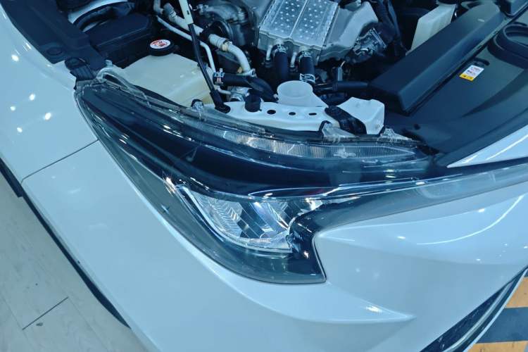 Used Toyota Levin 2021 185T CVT Luxury Edition Right Front Headlight