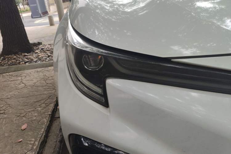 Used Toyota Levin 2021 Dual-Motor 1.8H E-CVT Sport Edition Right Front Headlight