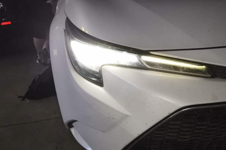 Used Toyota Levin 2021 Dual-Engine 1.8H E-CVT Luxury Edition Right Front Headlight