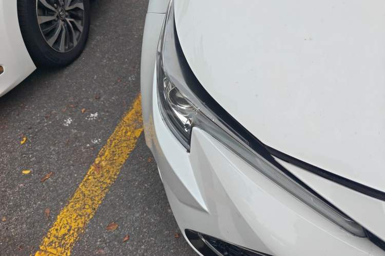 Used Toyota Levin 2021 Dual-Engine 1.8H E-CVT Luxury Edition Right Front Headlight