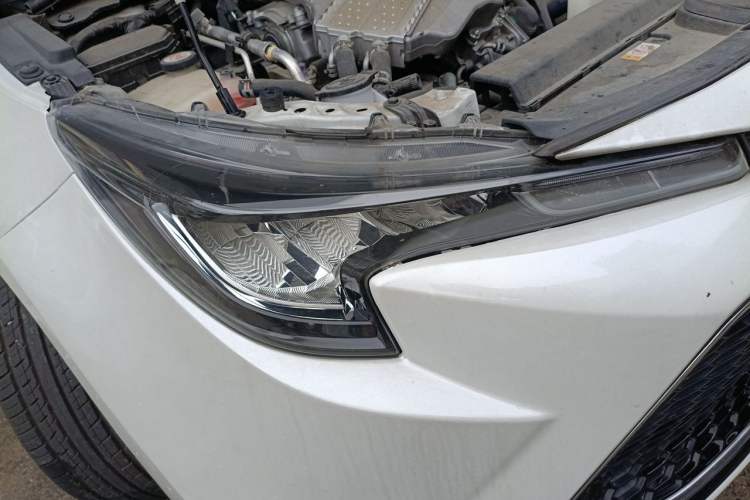 Used Toyota Levin 2021 185T CVT Luxury Edition Right Front Headlight