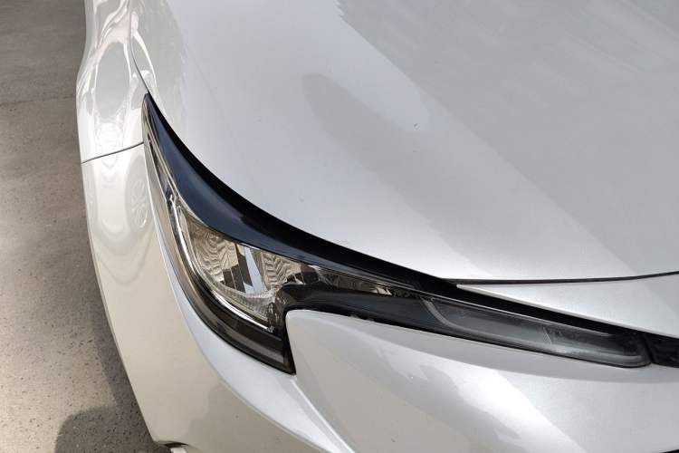 Used Toyota Levin 2021 185T CVT Luxury Edition Right Front Headlight