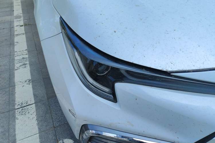 Used Toyota Levin 2021 2.0L Luxury Edition Right Front Headlight