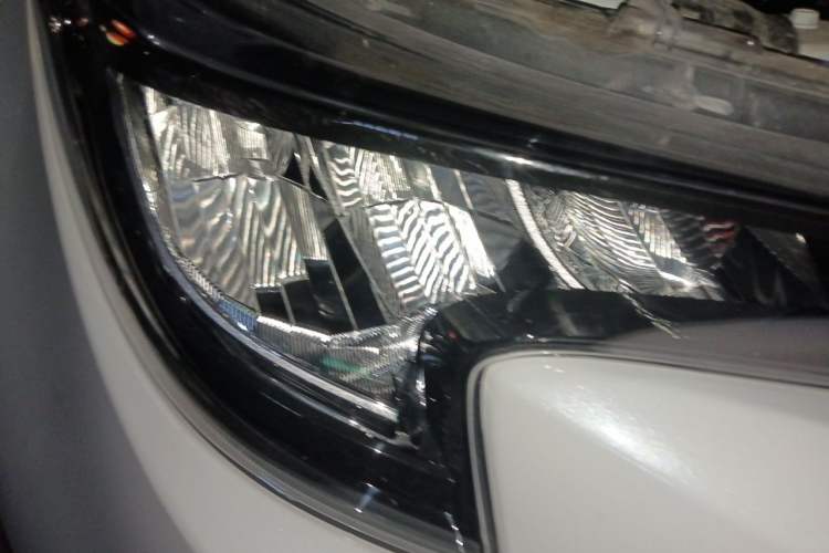Used Toyota Levin 2021 Dual-Engine 1.8H E-CVT Luxury Edition Right Front Headlight