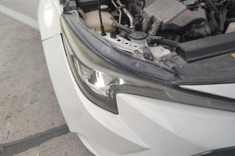 Used Toyota Levin 2021 185T CVT Luxury Edition Right Front Headlight