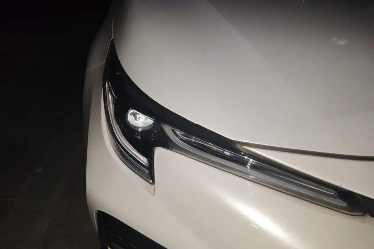 Used Toyota Levin 2021 185T CVT Sport Edition Right Front Headlight