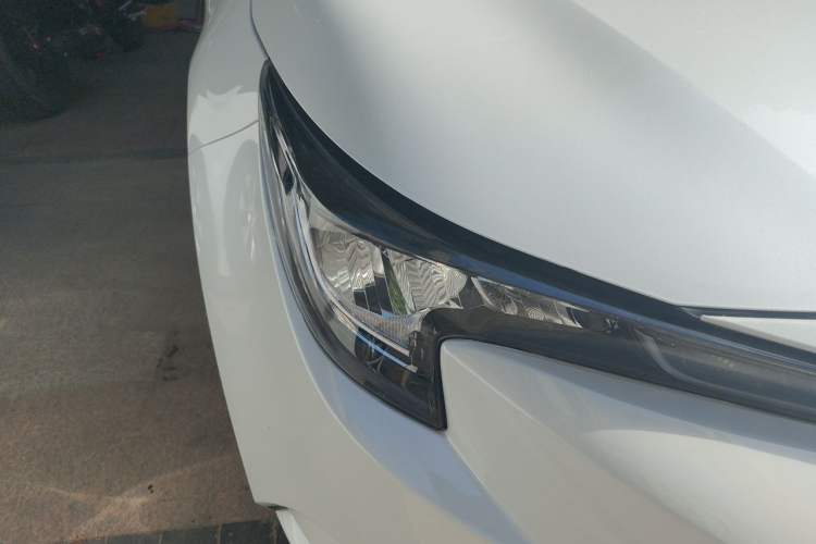 Used Toyota Levin 2021 185T CVT Luxury Edition Right Front Headlight