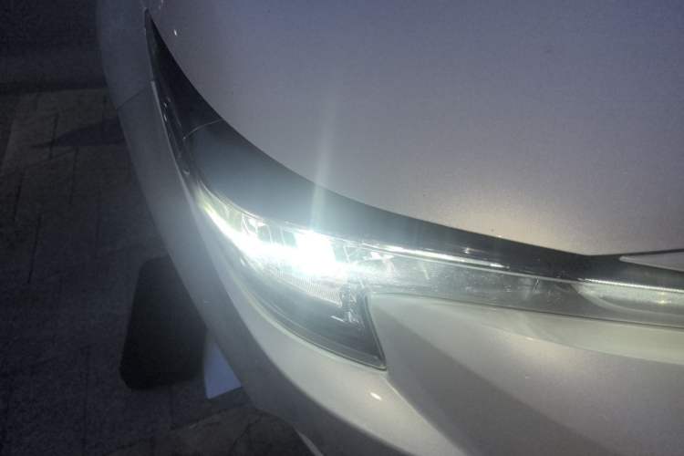 Used Toyota Levin 2021 185T CVT Luxury Edition Right Front Headlight