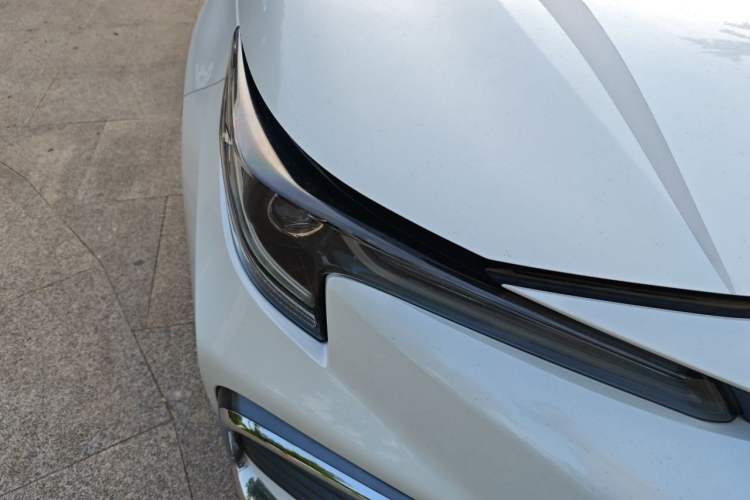 Used Toyota Levin 2021 2.0L Luxury Edition Right Front Headlight