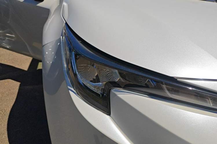 Used Toyota Levin 2021 Dual-Engine 1.8H E-CVT Luxury Edition Right Front Headlight