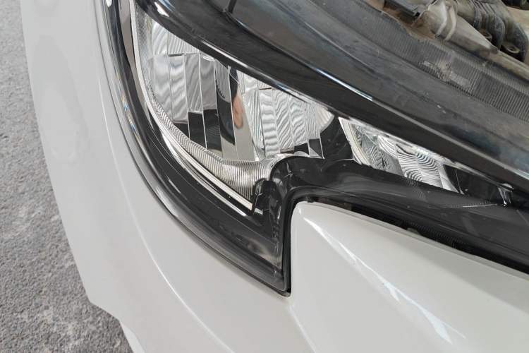 Used Toyota Levin 2021 185T CVT Luxury Edition Right Front Headlight