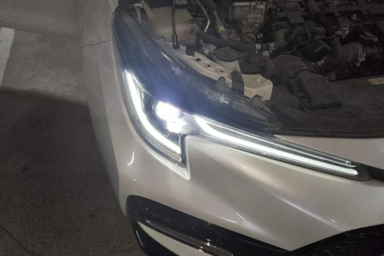 Used Toyota Levin 2021 Dual-Motor 1.8H E-CVT Sport Edition Right Front Headlight
