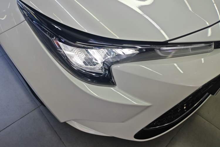 Used Toyota Levin 2021 185T CVT Luxury Edition Right Front Headlight