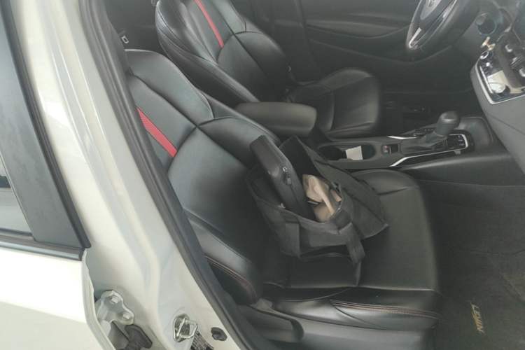 Used Toyota Levin 2021 185T CVT Luxury Edition Right Front Seat