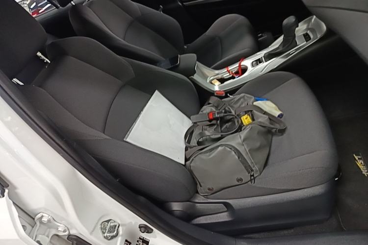 Used Toyota Levin 2021 185T CVT Entry-Level Version Right Front Seat