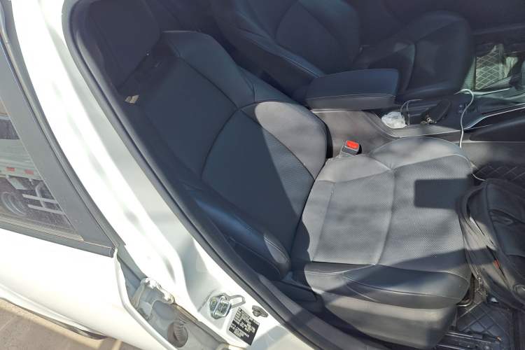 Used Toyota Levin 2021 Dual-Motor 1.8H E-CVT Tech Edition Right Front Seat