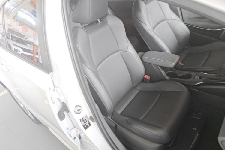 Used Toyota Levin 2021 185T CVT Luxury Edition Right Front Seat