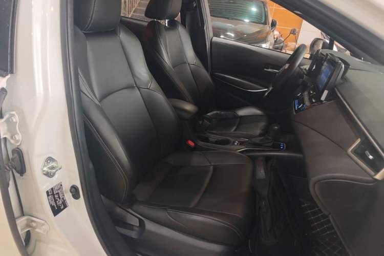Used Toyota Levin 2021 Dual-Engine 1.8H E-CVT Luxury Edition Right Front Seat