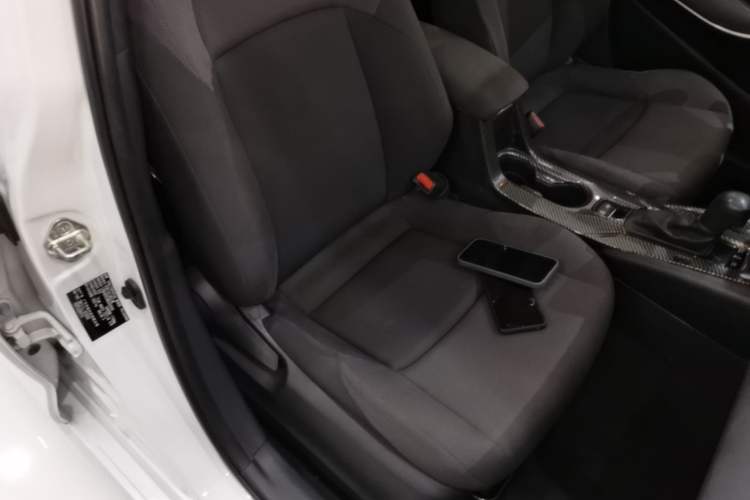 Used Toyota Levin 2021 Dual-Engine 1.8H E-CVT Luxury Edition Right Front Seat