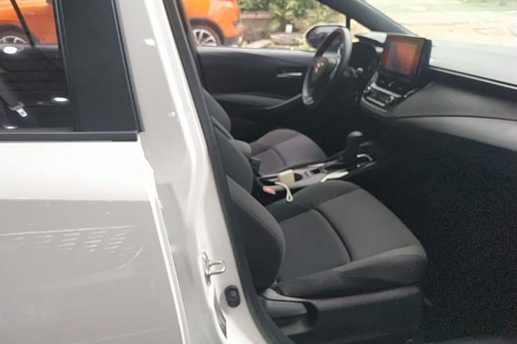 Used Toyota Levin 2021 TNGA 1.5L CVT Entry-Level Model Right Front Seat