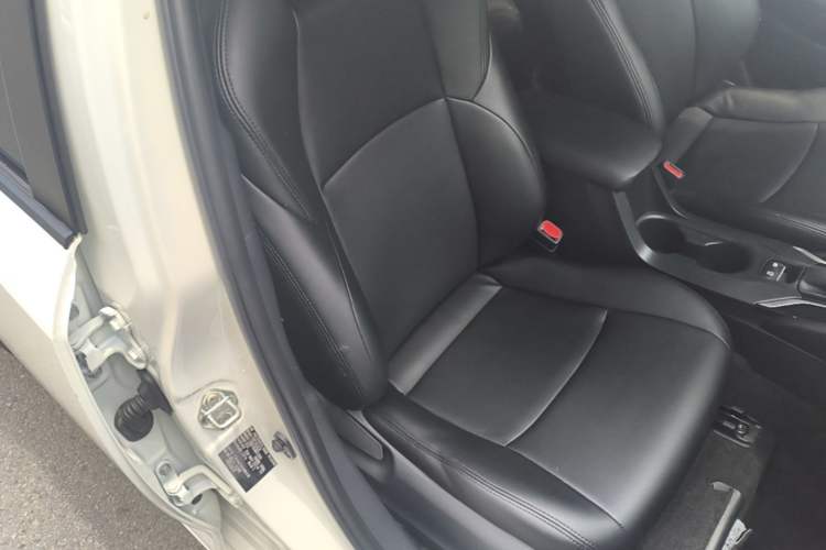 Used Toyota Levin 2021 TNGA 1.5L CVT Entry-Level Model Right Front Seat