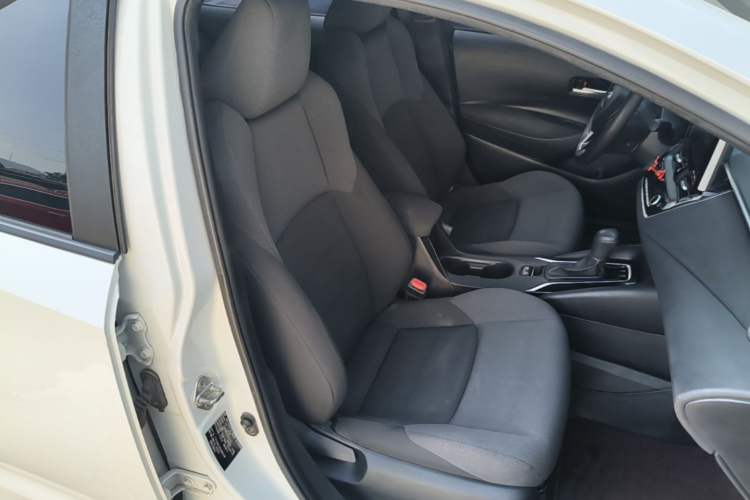 Used Toyota Levin 2021 185T CVT Luxury Edition Right Front Seat