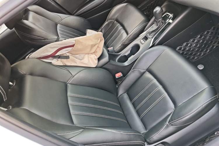 Used Toyota Levin 2021 185T CVT Luxury Edition Right Front Seat