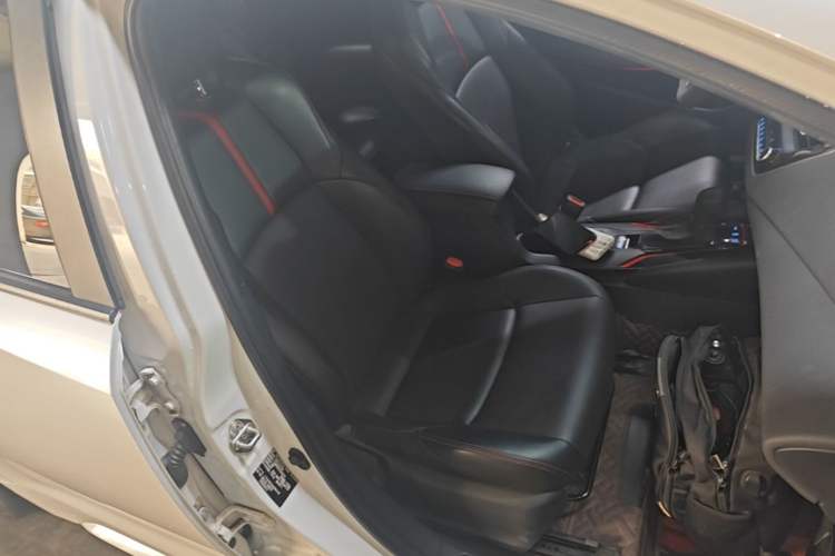Used Toyota Levin 2021 185T CVT Sport Edition Right Front Seat