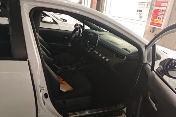 Used Toyota Levin 2021 185T CVT Luxury Edition Right Front Seat