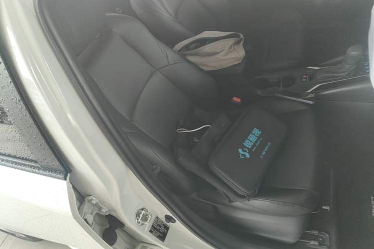 Used Toyota Levin 2021 Dual-Engine 1.8H E-CVT Luxury Edition Right Front Seat